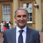 “Se producen cosas positivas cuando los centros escolares trabajan más estrechamente con las comunidades y familias”