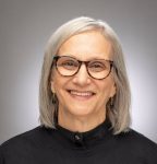 “Existen algunos retos comunes para la mejora continua de la educación como el respeto de la profesión docente y la gran escasez de profesores y líderes”