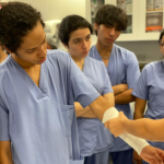 Estudiantes del Liceo Bicentenario Patricio Mekis realizan visita formativa a la Universidad del Desarrollo